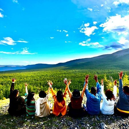 Vast Mongolia Tour & Hostel Oelan-bator Buitenkant foto