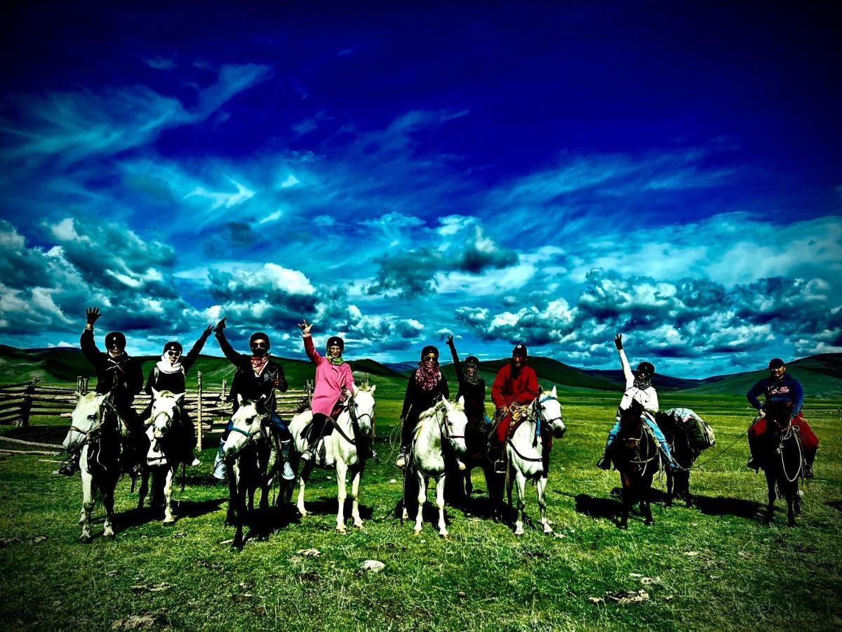 Vast Mongolia Tour & Hostel Oelan-bator Buitenkant foto